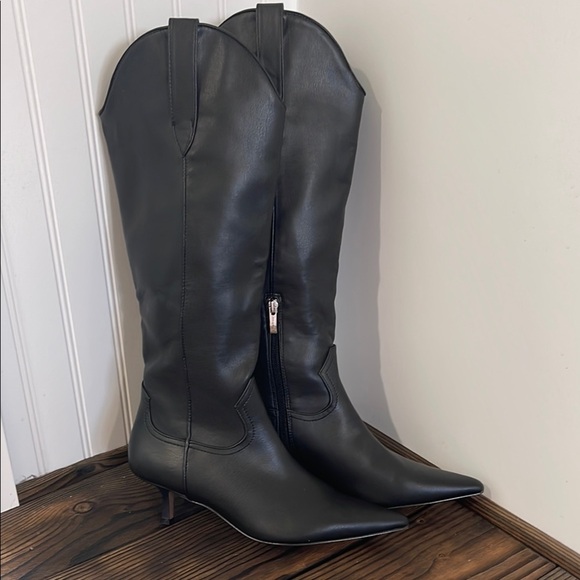 New Steven By Steve Madden Black Britt Women's kitten heel Boots - Picture 1 of 9